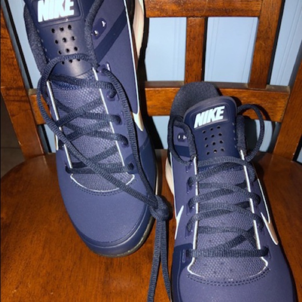 Navy blue Nike shoes